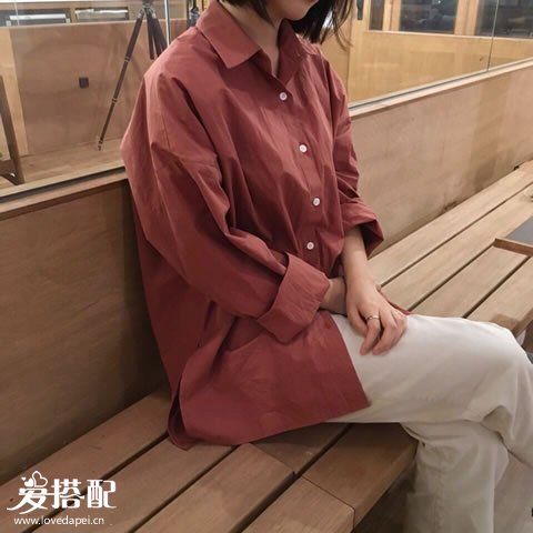 早秋穿什么颜色?枫叶红让你女人魅力加倍